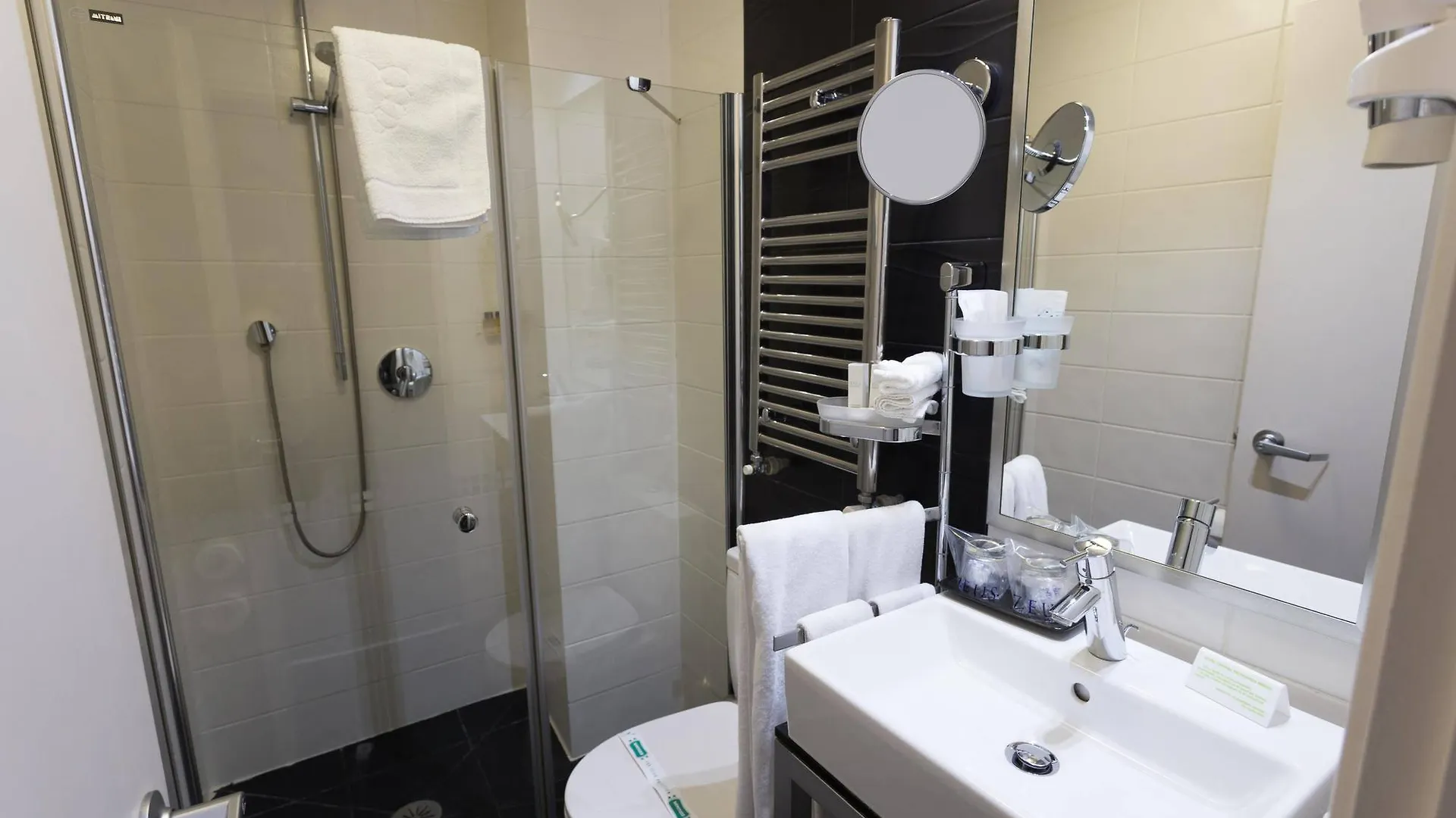 Central Park View Apartments 布加勒斯特